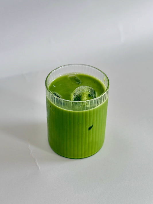 How to Make an Iced Matcha Latte at Home (Café Quality, No Fancy Gear)